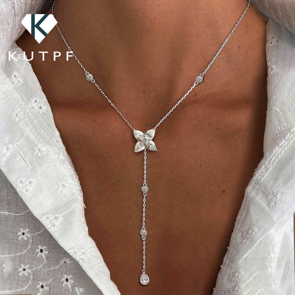 Birnenförmiger/Runder Moissani – Bezels Set Pendant Bewertung und Preis
