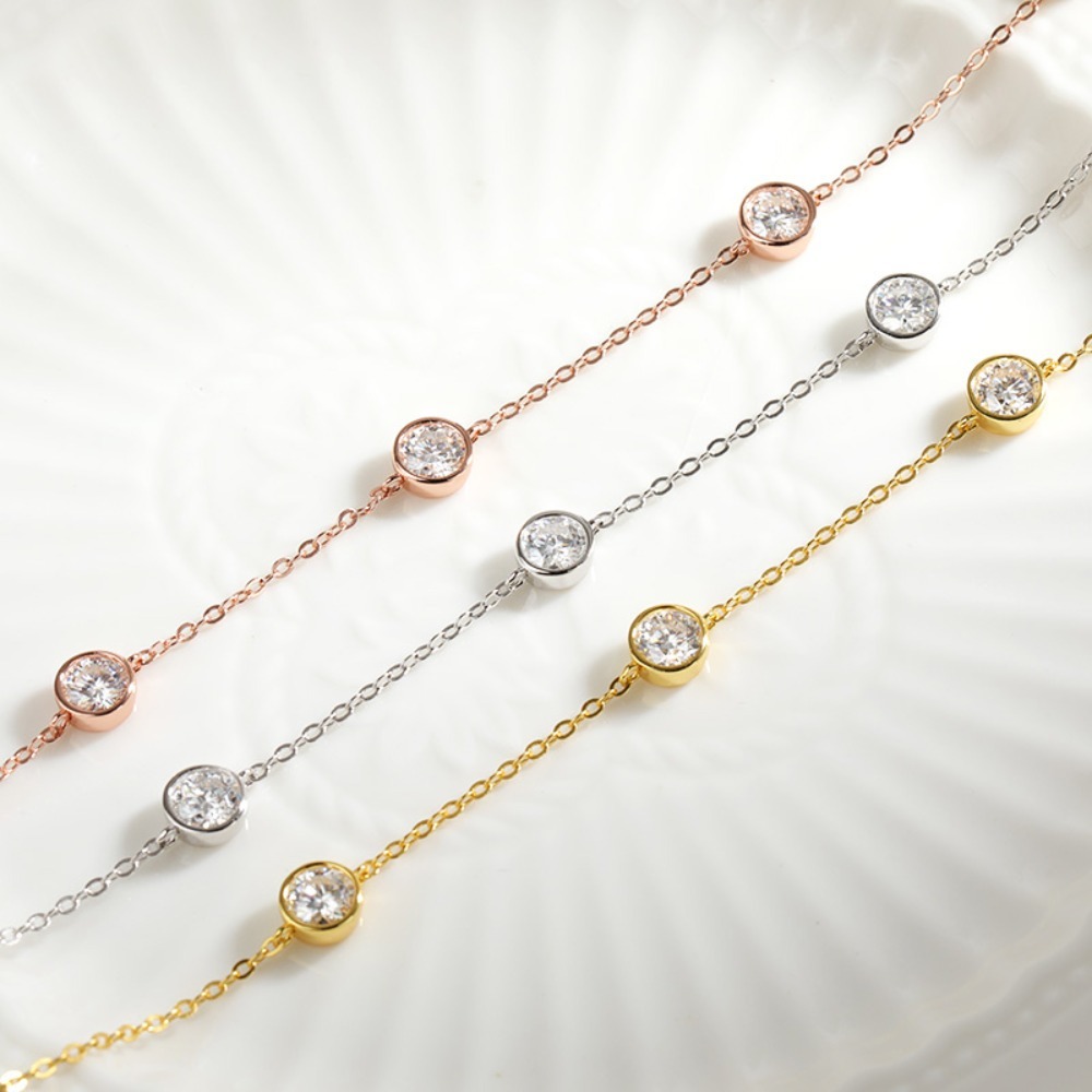 GRA-zertifizierte 5-mm-Moissan – Bezels Set Pendant Bewertung und Preis