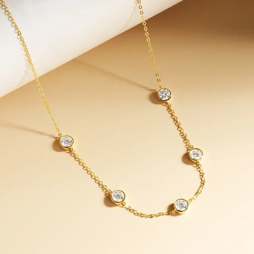 GRA-zertifizierte 5-mm-Moissan – Bezels Set Pendant Bewertung und Preis