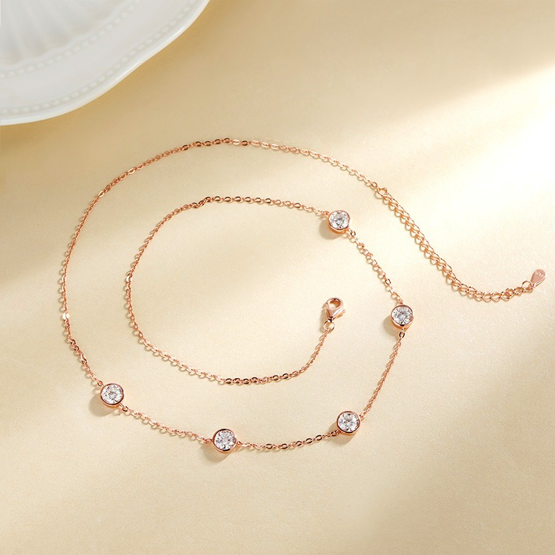 GRA-zertifizierte 5-mm-Moissan – Bezels Set Pendant Bewertung und Preis